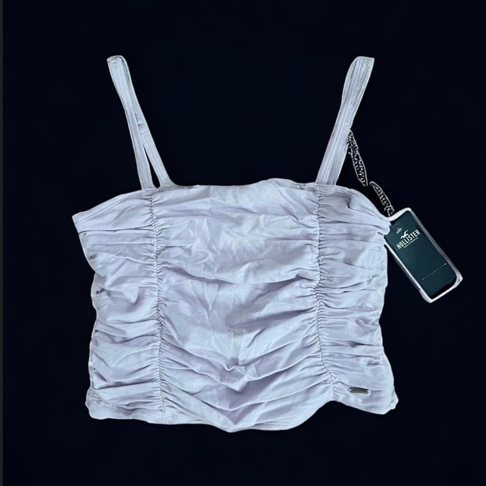 Light purple ruffled tank top